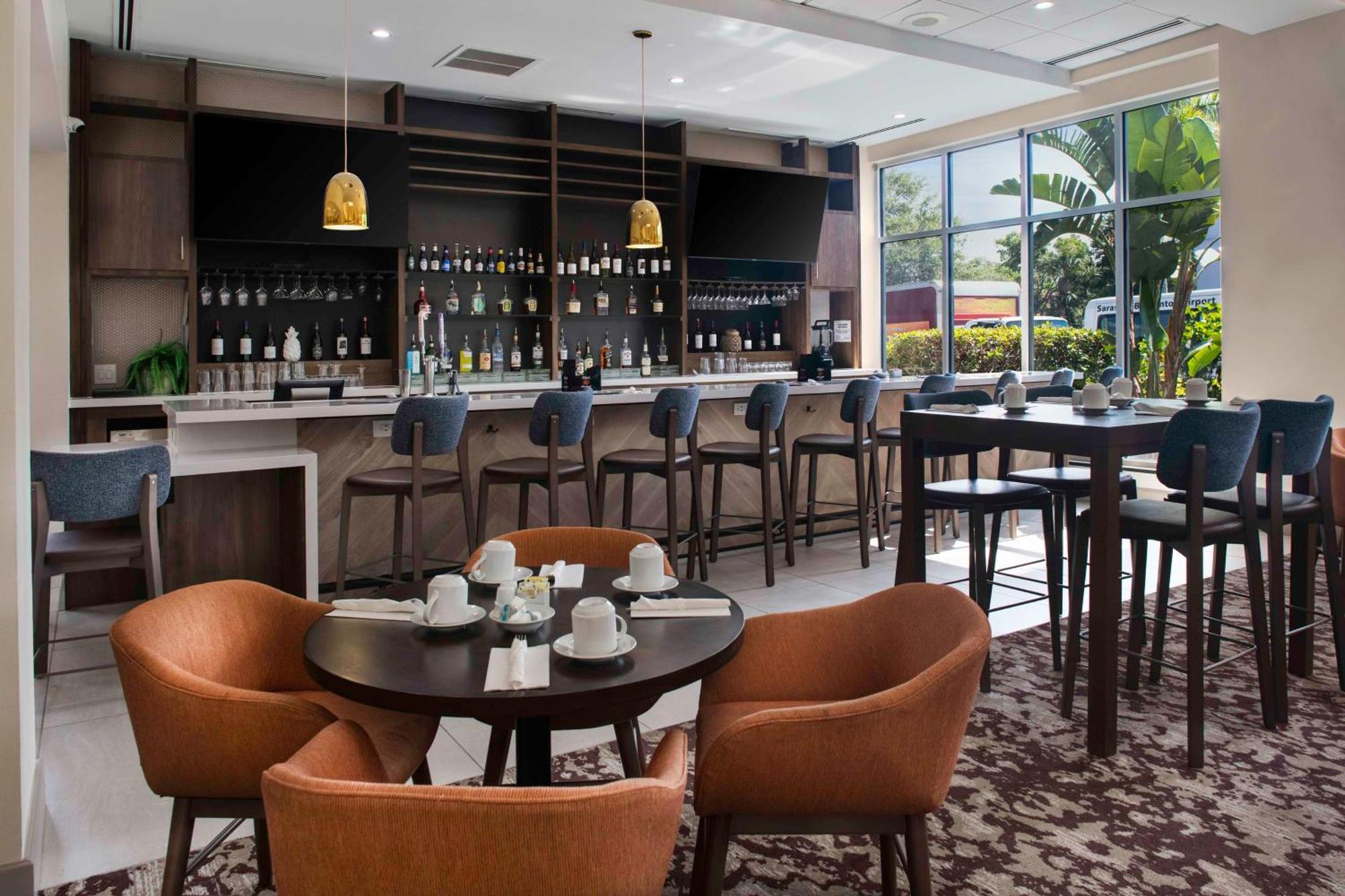Hilton Garden Inn Sarasota-Bradenton Airport Екстериор снимка
