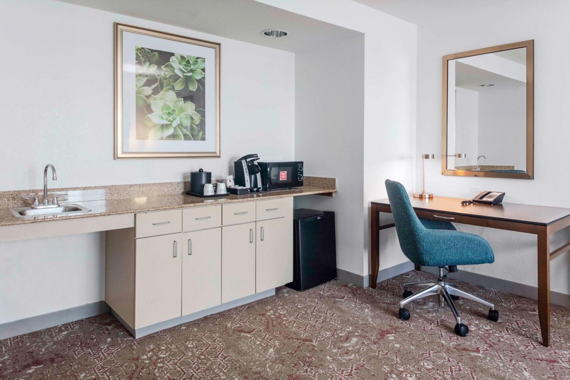 Hilton Garden Inn Sarasota-Bradenton Airport Екстериор снимка