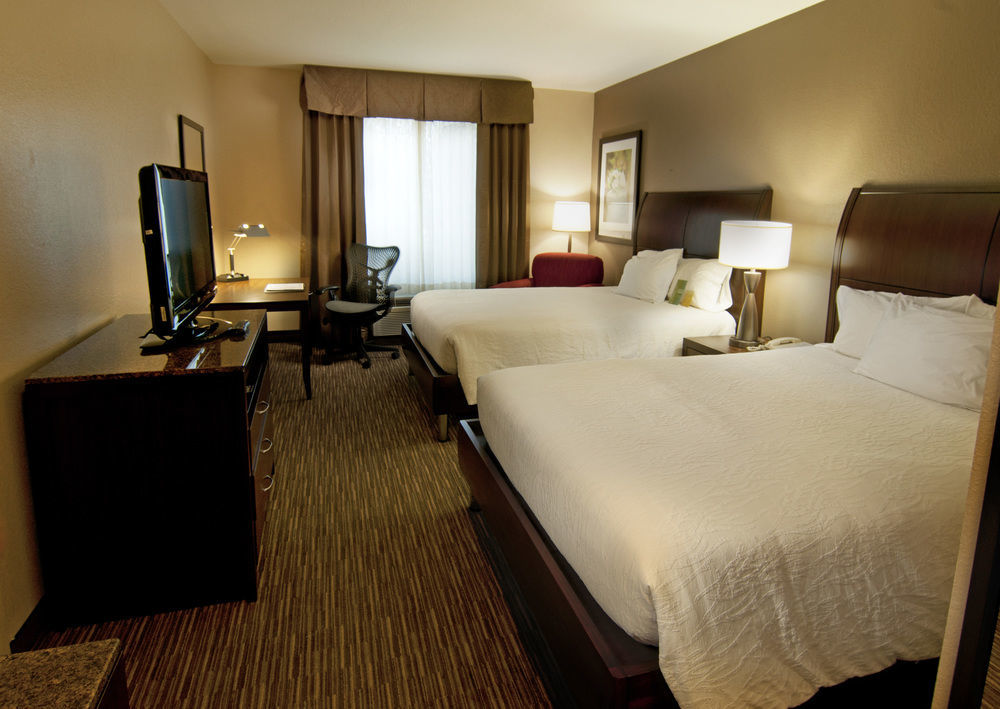 Hilton Garden Inn Sarasota-Bradenton Airport Екстериор снимка