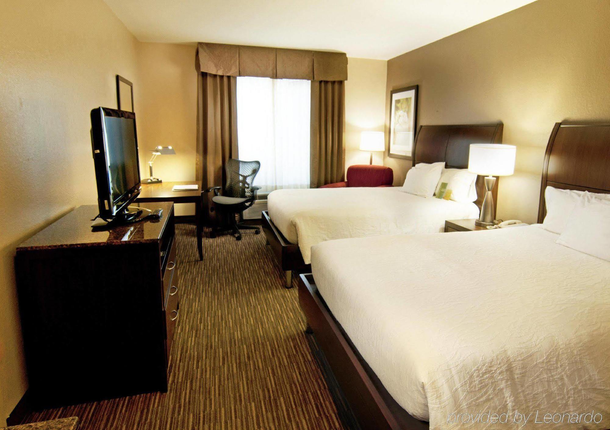 Hilton Garden Inn Sarasota-Bradenton Airport Екстериор снимка